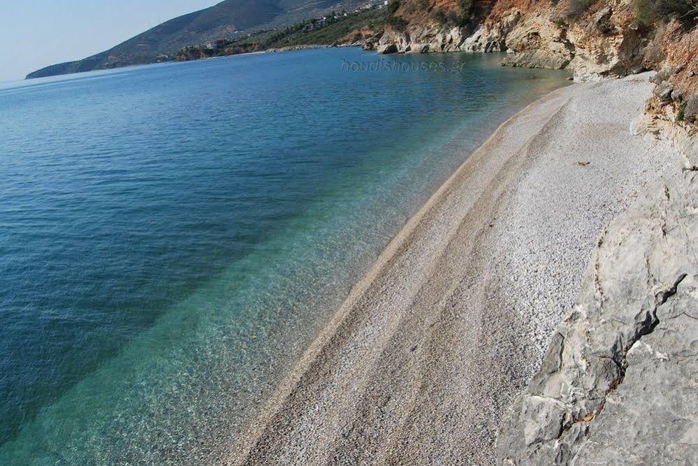 Holiday home Houdis Houses Paralio Astros